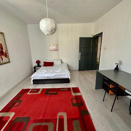 Apartamento Downtown Delight By Lmg Sofía Exterior foto